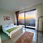 High Garden Vila *