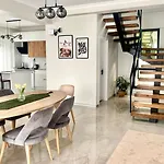 High Garden Vila
