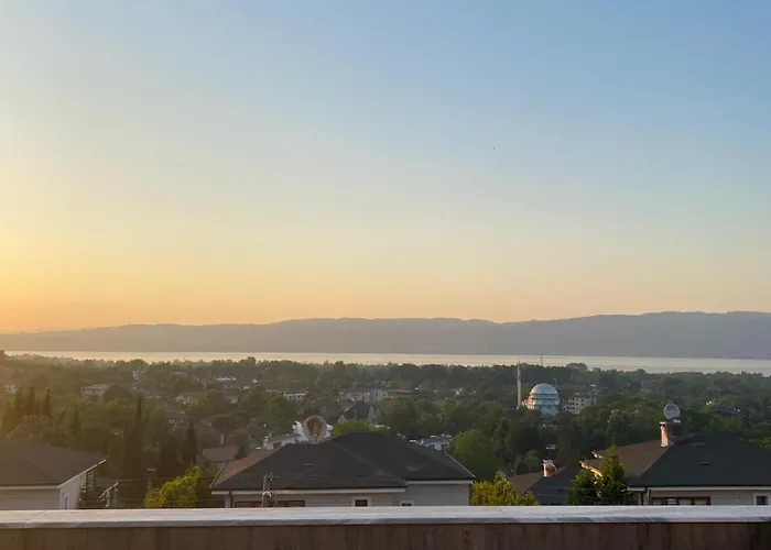 빌라 High Garden 사판자